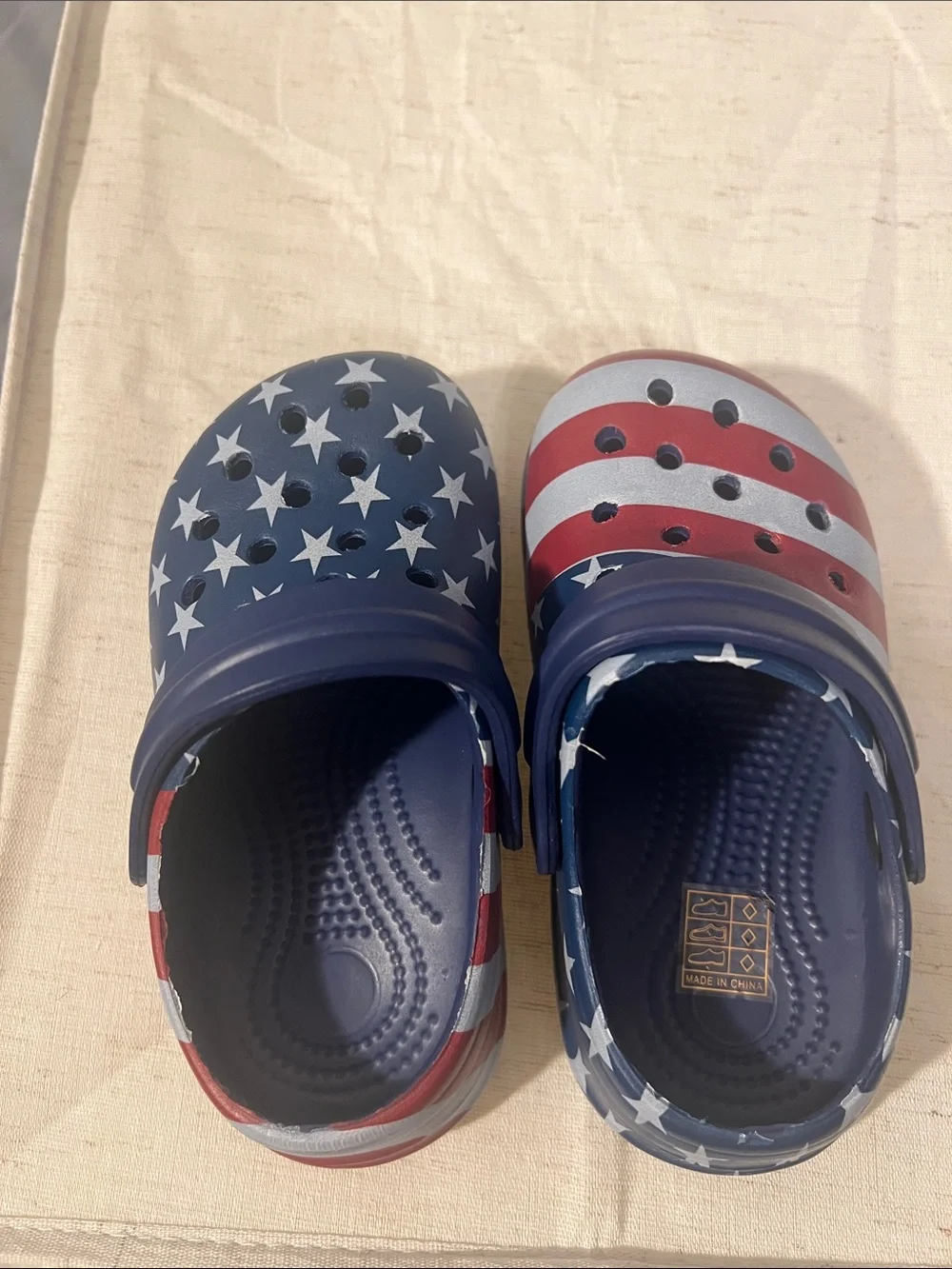 SHEIN Kids American Flag Slip-On Clogs - Navy, Red & White